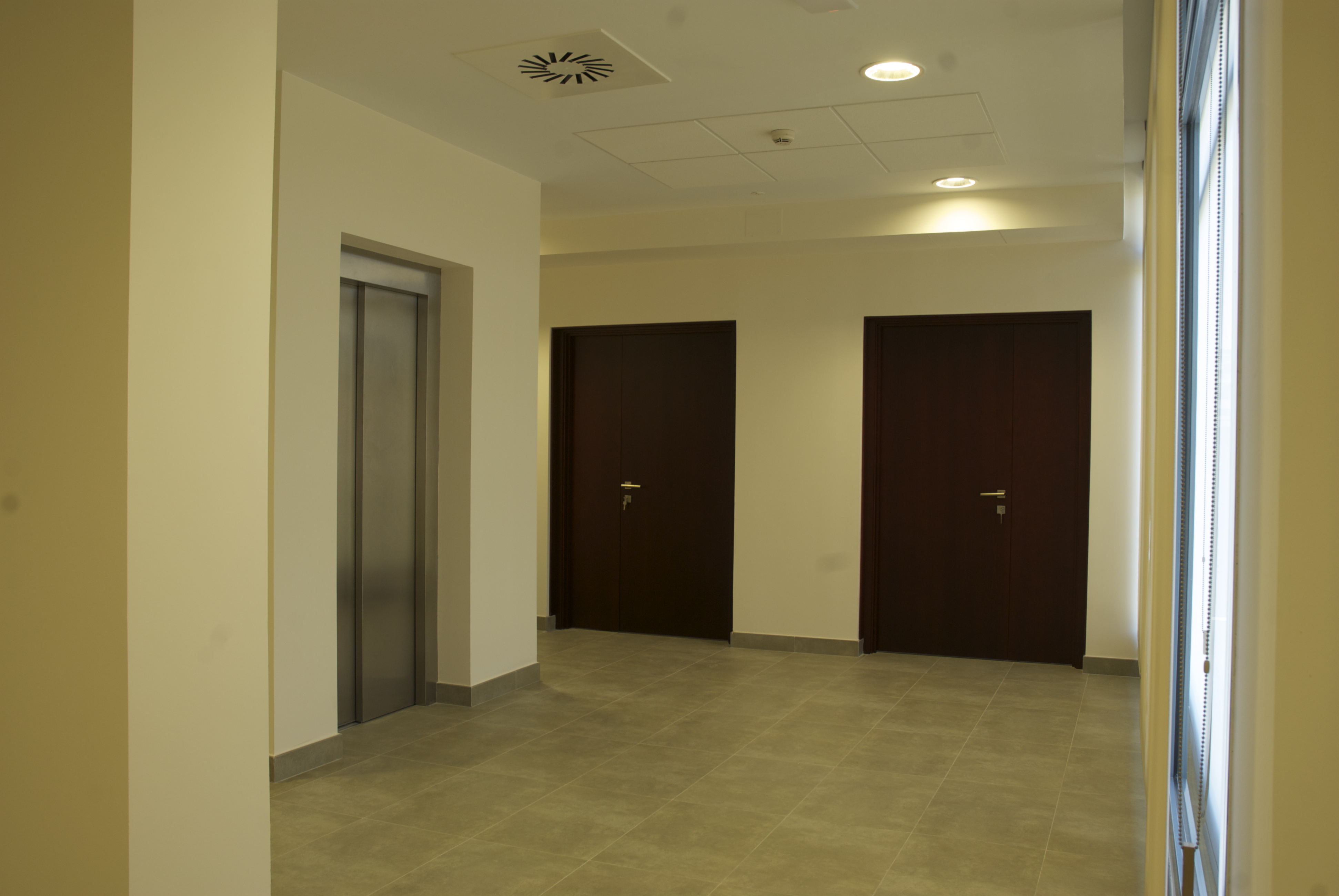 Edificio seguros ocaso 8
